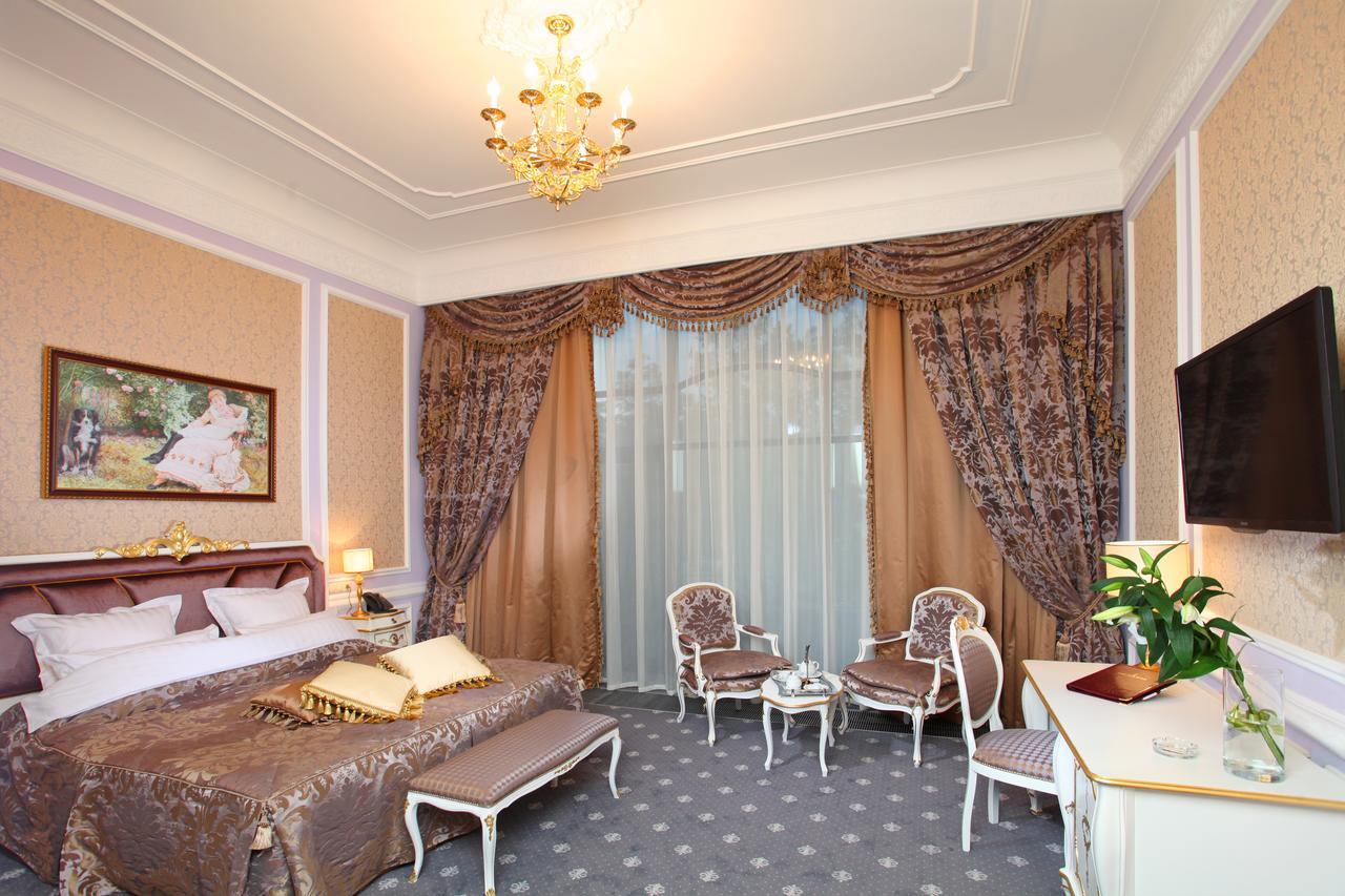 Aleksandrovski Grand Hotel Vladikavkaz Cameră foto
